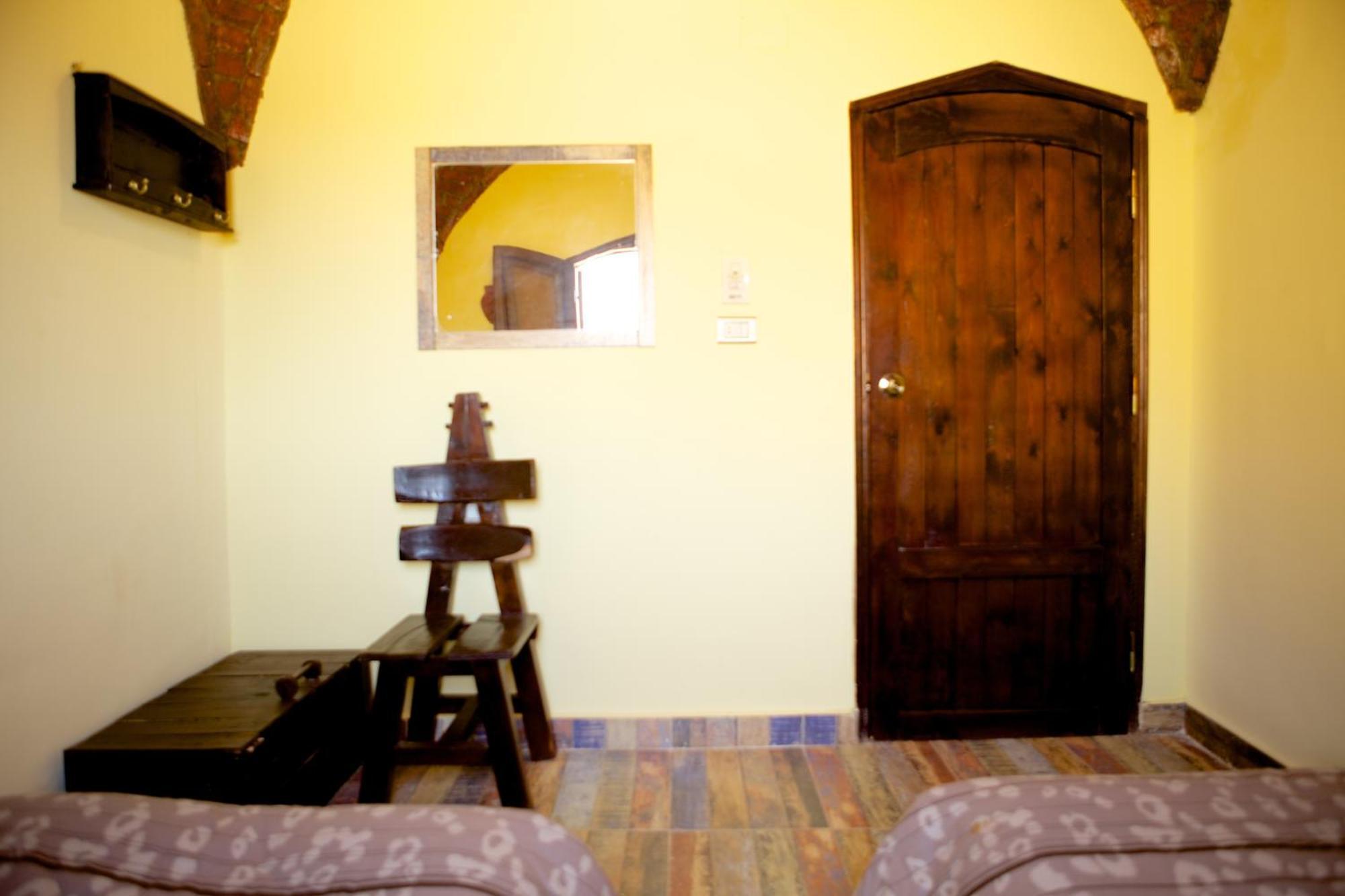 Hadouta Masreya Nubian Guest House Assuão Exterior foto